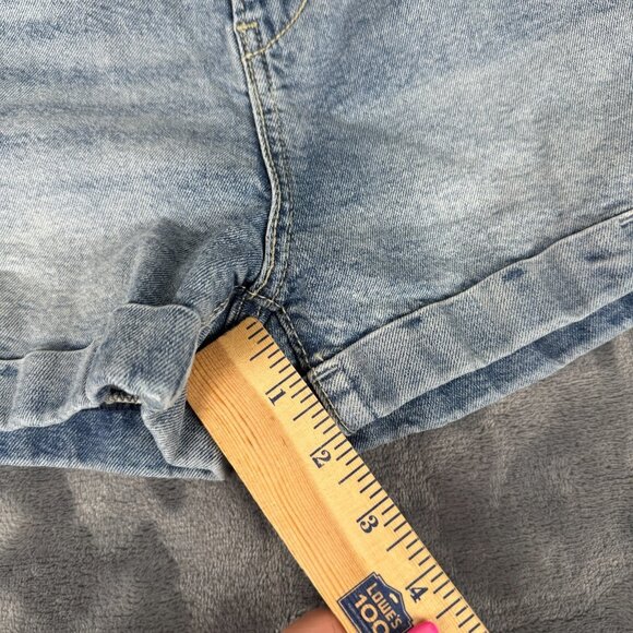 DENIZEN From Levi’s MOM SHORTS Size 15 W32 Distressed Denim Cuffed Juniors Women - Picture 4 of 10